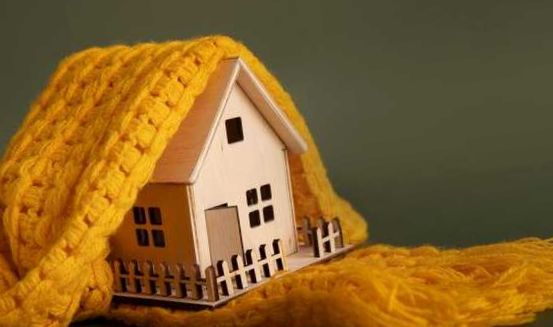 Розумне зберігання та перестановка меблів для затишнішого дому